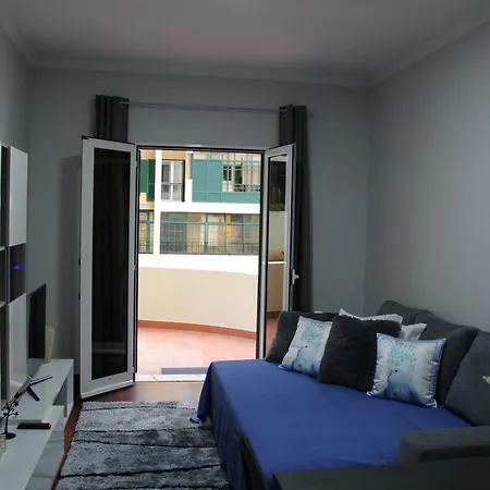 Doca Do Cavacas Funchal (Madeira)