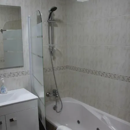 Doca Do Cavacas Funchal