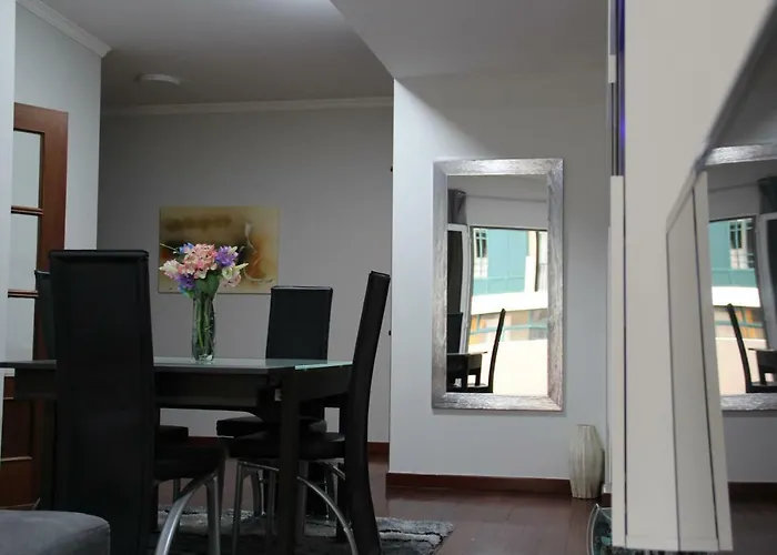 Doca Do Cavacas * Funchal (Madeira)