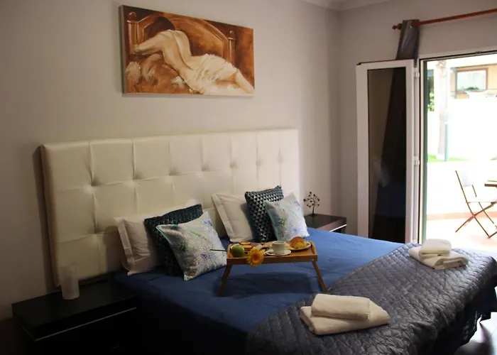 Doca Do Cavacas Funchal (Madeira)